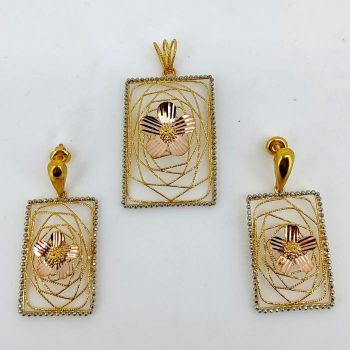 Italian Rose Gold Beauty