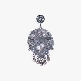 OVAL DESIGN EARRINGS