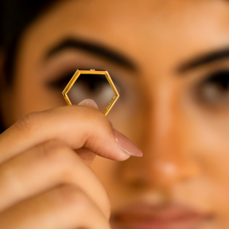 The Hexagon Diamond Minimalist